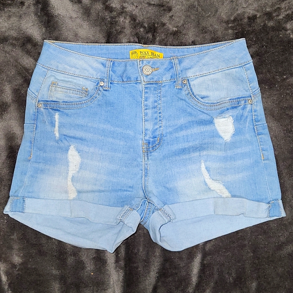 Light Wash Distrested Jean short